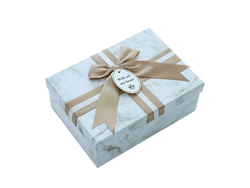 White Clothing Packaging Box With Ribbon